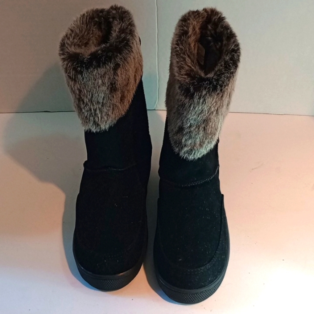Rampage Women's Allie Faux Shearling Boot,Black Faux Suede,6